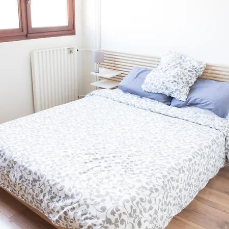 Very Nice Located Near The Eiffel Tower Daire