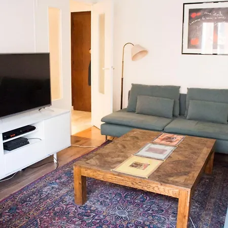 Very Nice Located Near The Eiffel Tower Apartment Paris