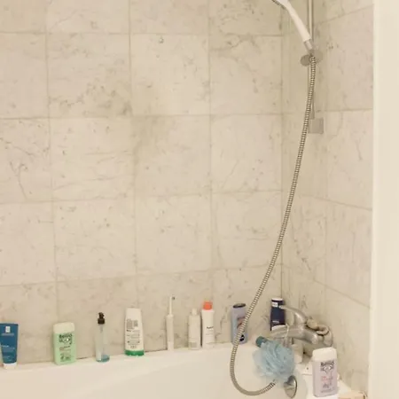 Very Nice Located Near The Eiffel Tower Daire
